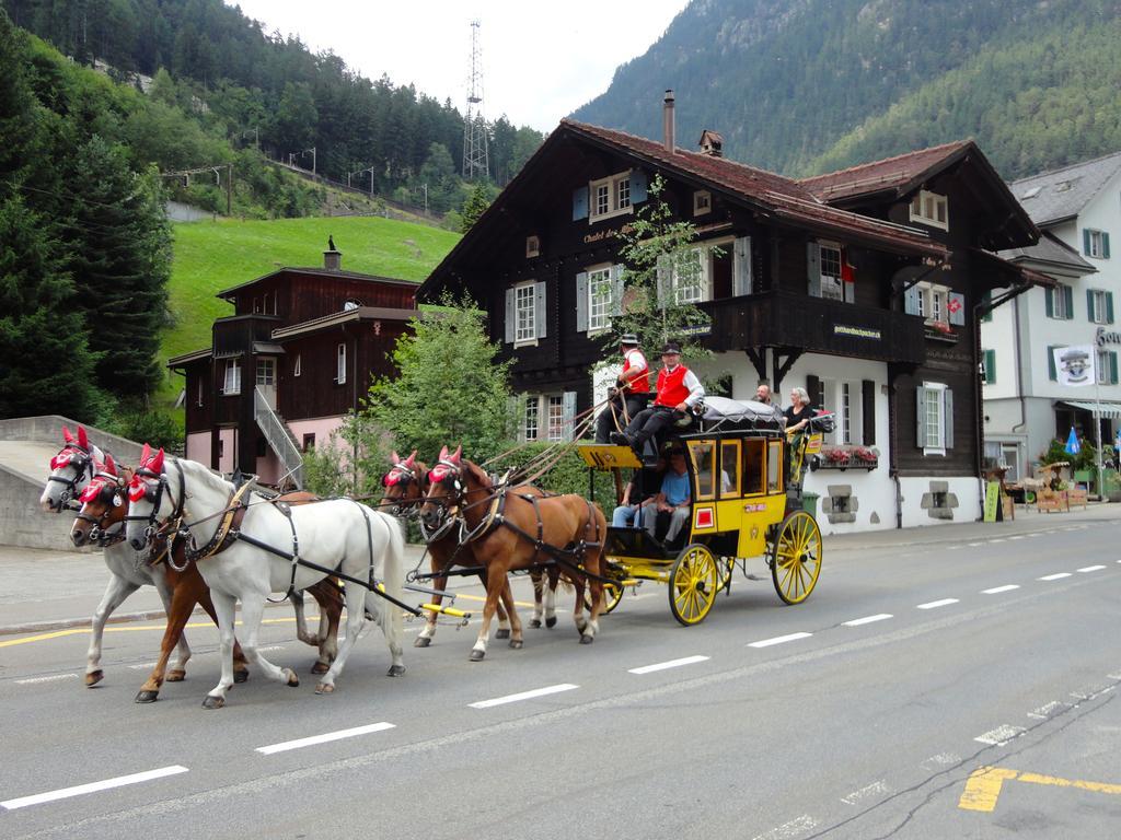 Хостел Gotthard Backpacker Вассен Екстер'єр фото