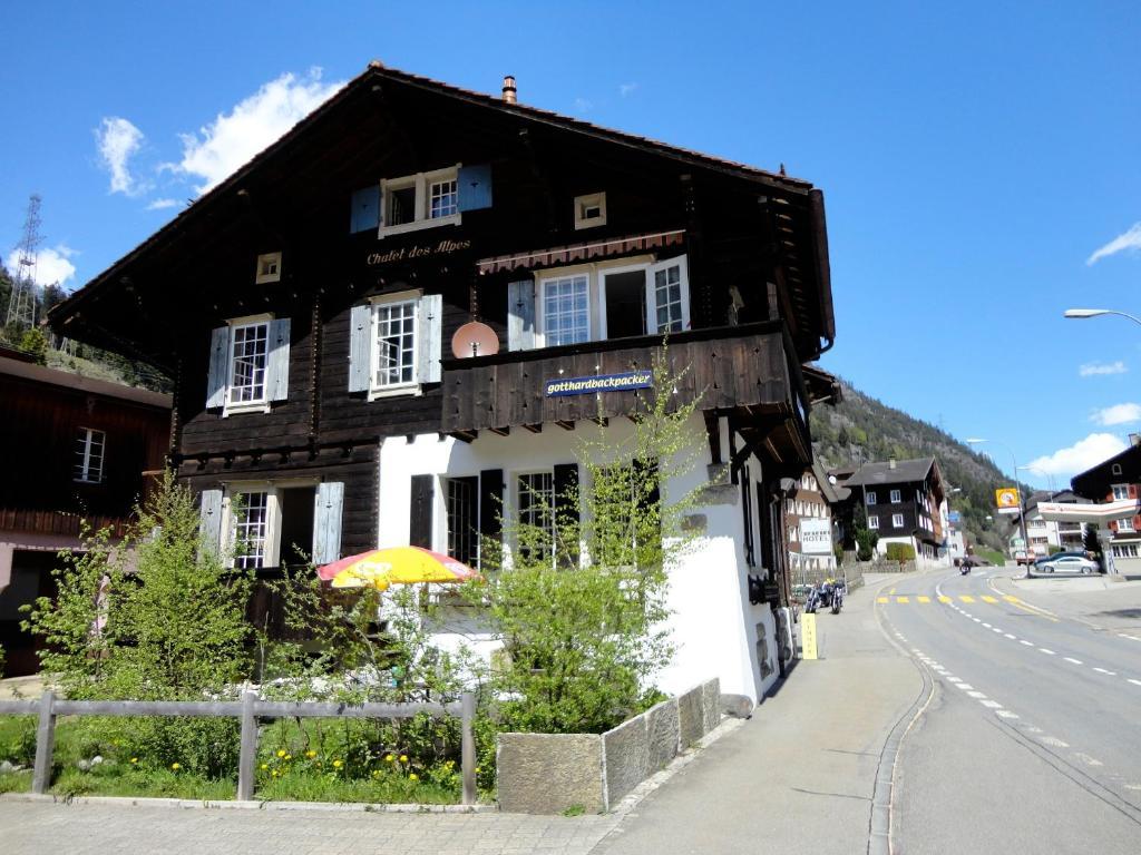 Хостел Gotthard Backpacker Вассен Екстер'єр фото